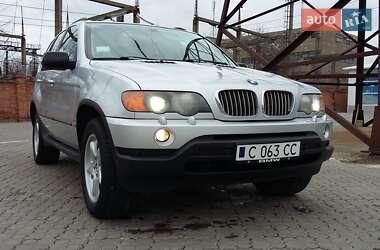 Внедорожник / Кроссовер BMW X5 2001 в Черновцах