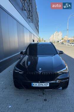 Внедорожник / Кроссовер BMW X5 2022 в Киеве