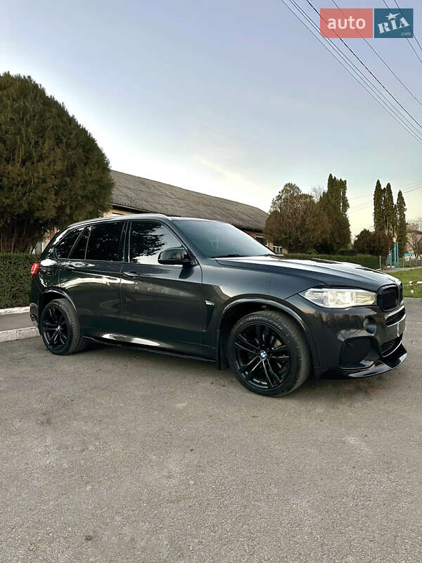 Внедорожник / Кроссовер BMW X5 2018 в Черновцах