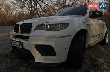 Внедорожник / Кроссовер BMW X5 2010 в Баре