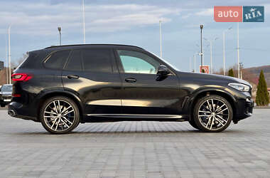 Внедорожник / Кроссовер BMW X5 2020 в Черновцах