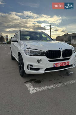 Внедорожник / Кроссовер BMW X5 2016 в Ровно