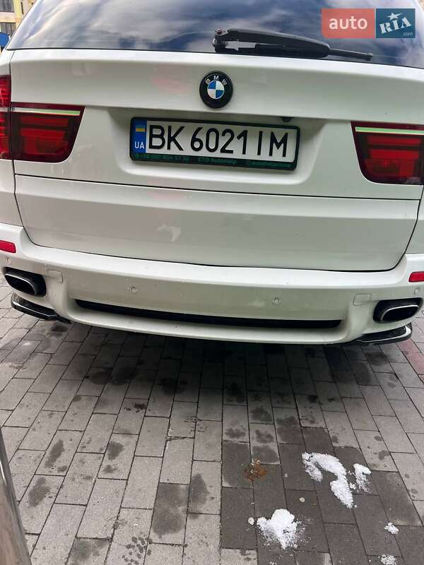 Позашляховик / Кросовер BMW X5 2012 в Києві
