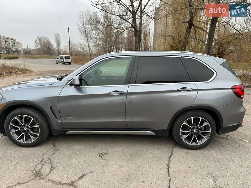 Внедорожник / Кроссовер BMW X5 2016 в Павлограде