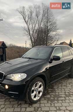 Внедорожник / Кроссовер BMW X5 2013 в Ужгороде