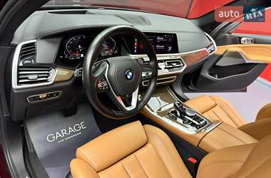 Внедорожник / Кроссовер BMW X5 2019 в 