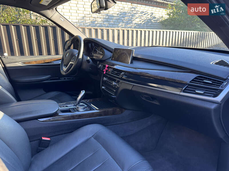 Внедорожник / Кроссовер BMW X5 2016 в Житомире