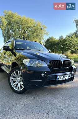 Внедорожник / Кроссовер BMW X5 2011 в Ровно