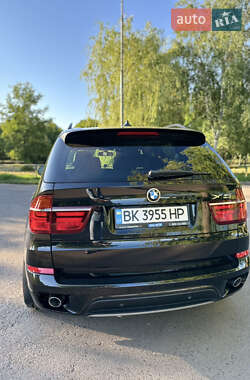 Внедорожник / Кроссовер BMW X5 2011 в 