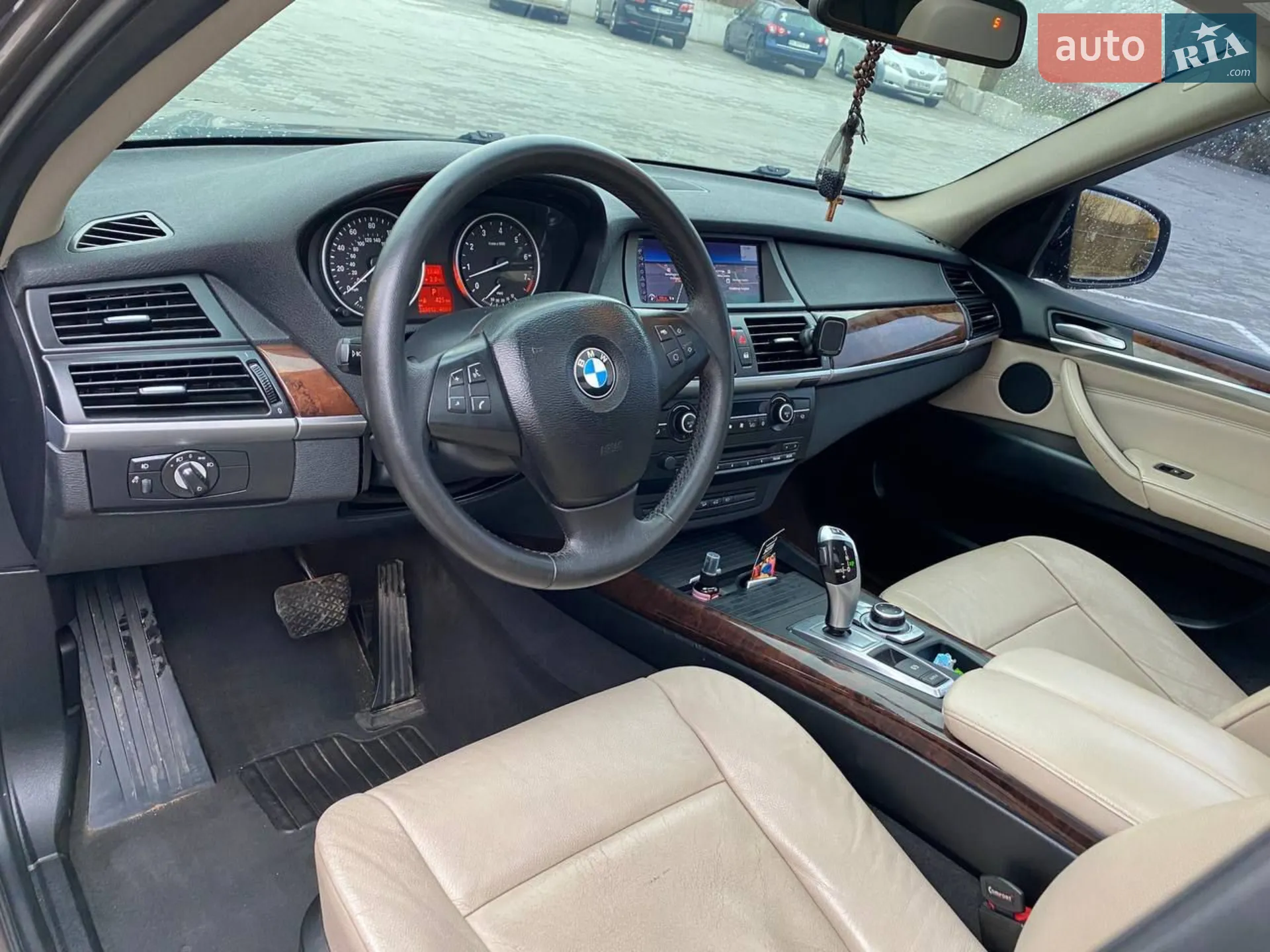 2010 BMW X5 - мініатюра 11