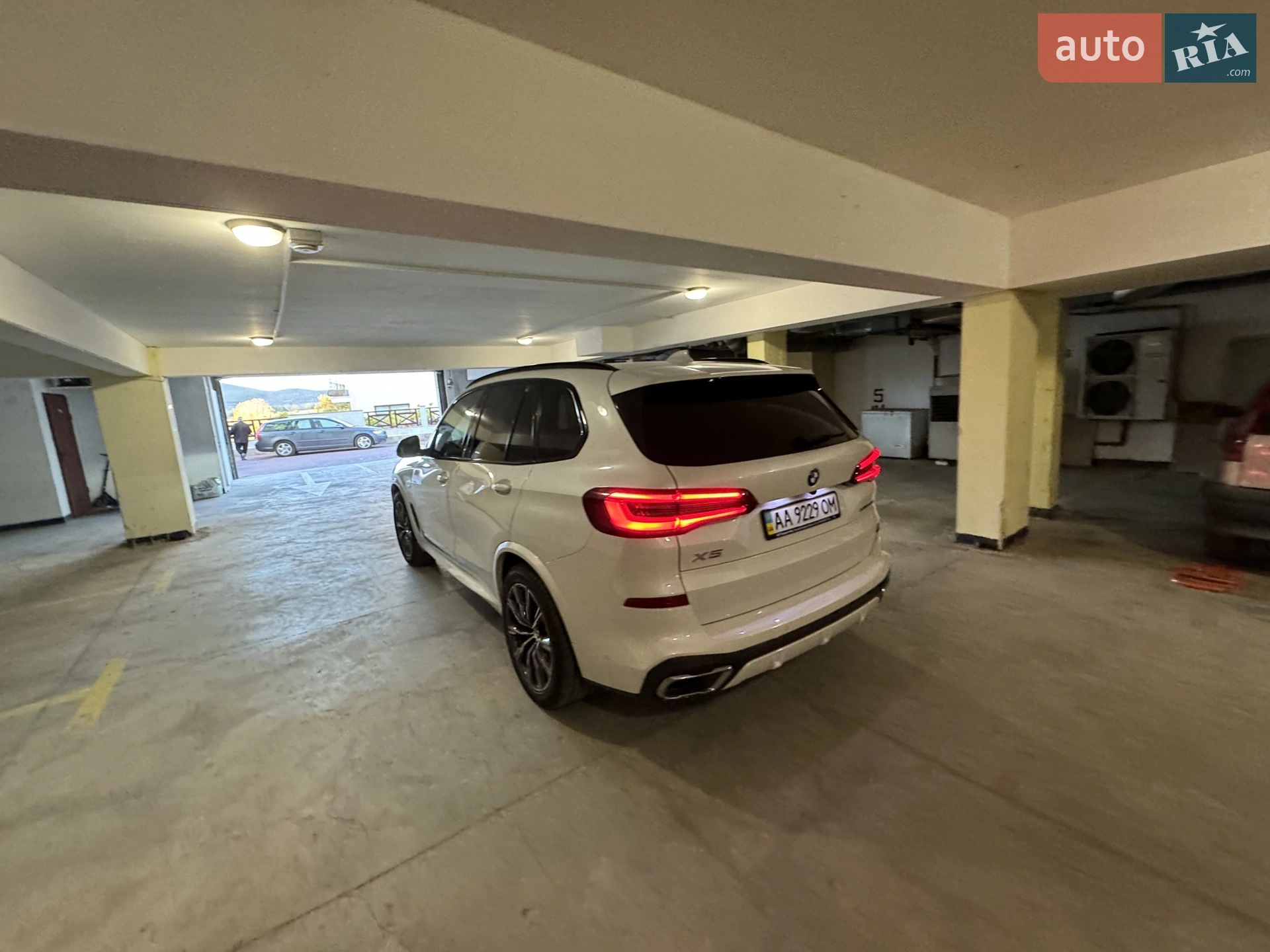 2020 BMW X5 - мініатюра 10
