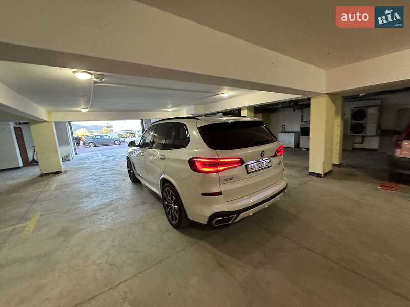 Внедорожник / Кроссовер BMW X5 2020 в Киеве