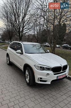 Позашляховик / Кросовер BMW X5 2015 в 