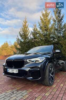 Позашляховик / Кросовер BMW X5 2022 в Івано-Франківську