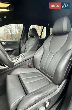 Позашляховик / Кросовер BMW X5 2019 в 