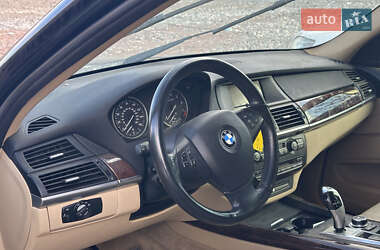 Внедорожник / Кроссовер BMW X5 2010 в Львове