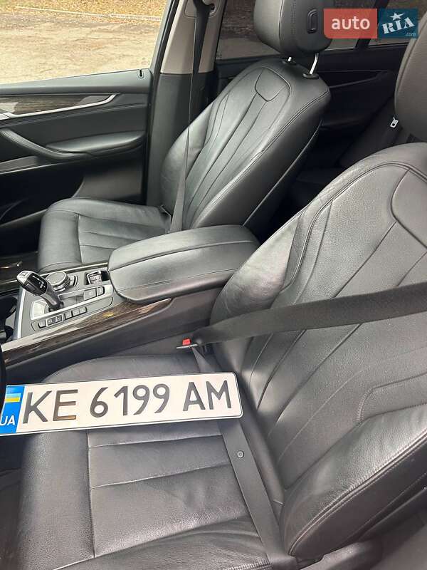 Внедорожник / Кроссовер BMW X5 2016 в Павлограде