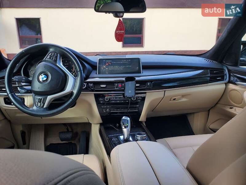 Позашляховик / Кросовер BMW X5 2014 в Дніпрі