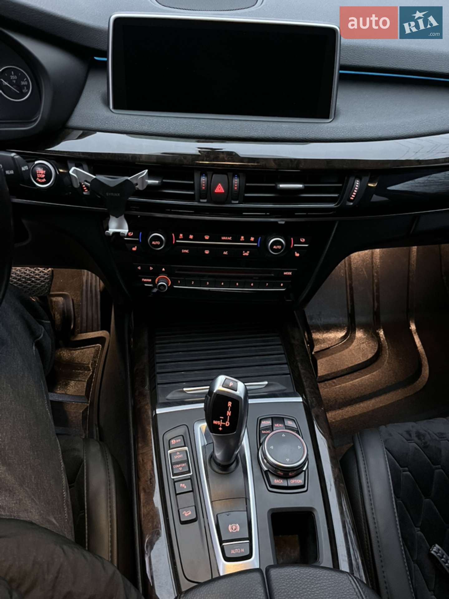 2015 BMW X5 - мініатюра 21