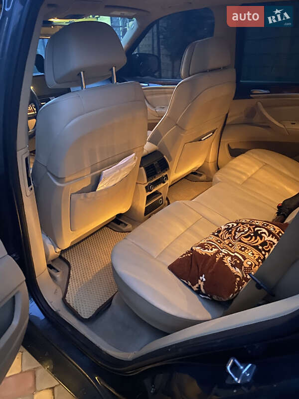 Внедорожник / Кроссовер BMW X5 2011 в Кривом Роге