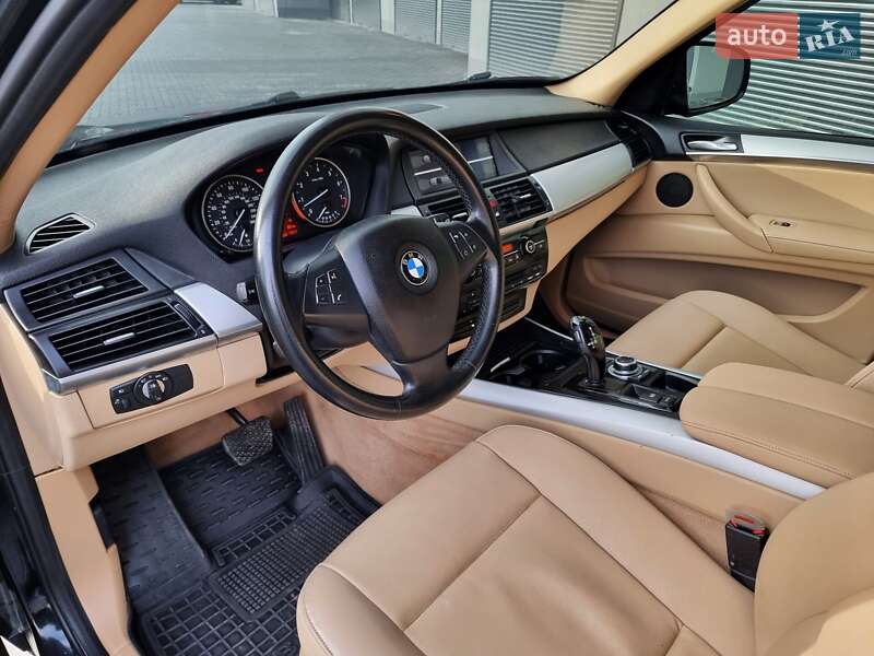 Позашляховик / Кросовер BMW X5 2012 в Хмельницькому
