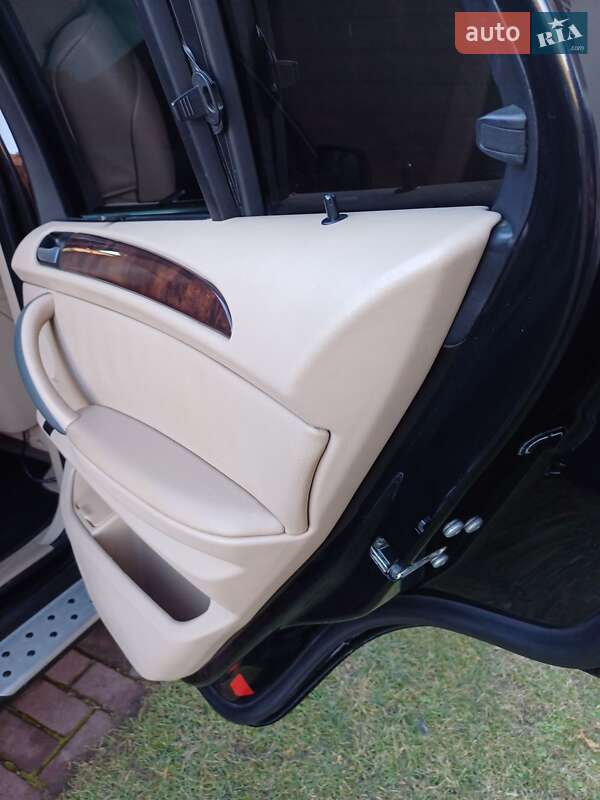 Позашляховик / Кросовер BMW X5 2005 в Чернівцях