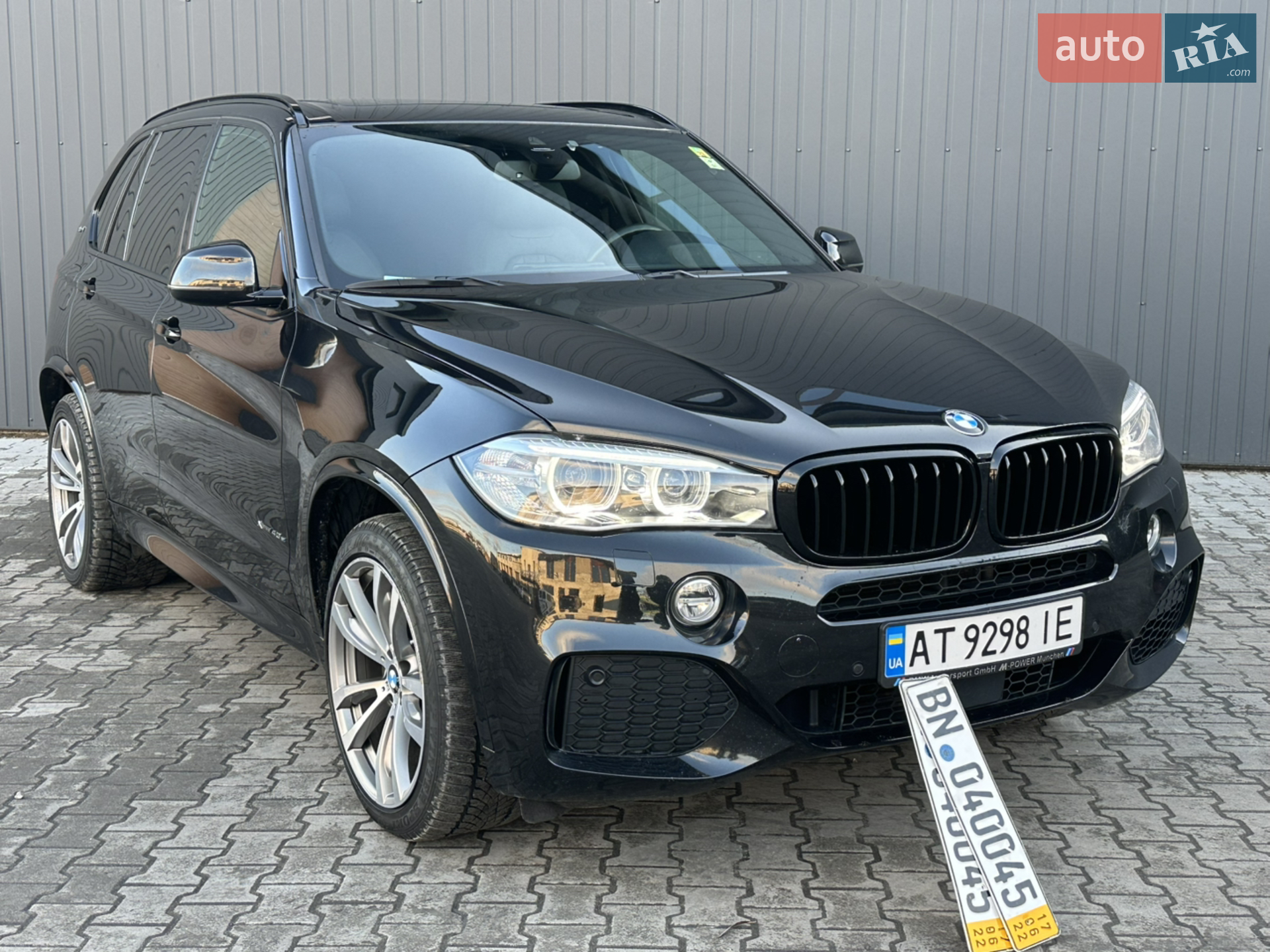 2017 BMW X5 - мініатюра 2