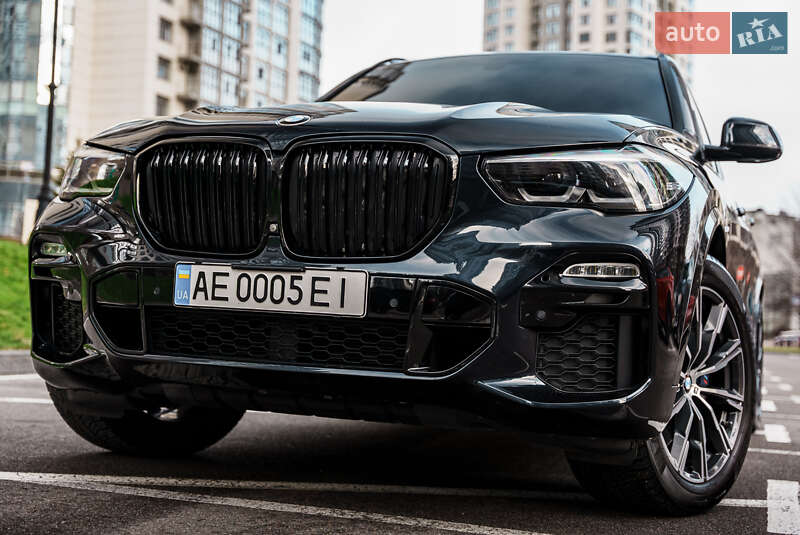 Внедорожник / Кроссовер BMW X5 2019 в Киеве