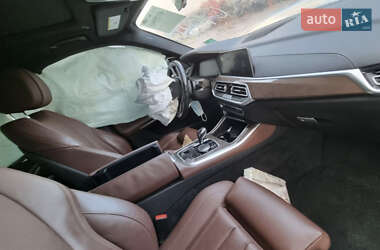 Позашляховик / Кросовер BMW X5 2020 в 