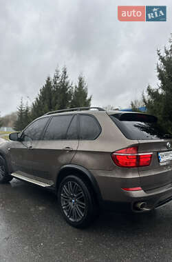 Внедорожник / Кроссовер BMW X5 2011 в 