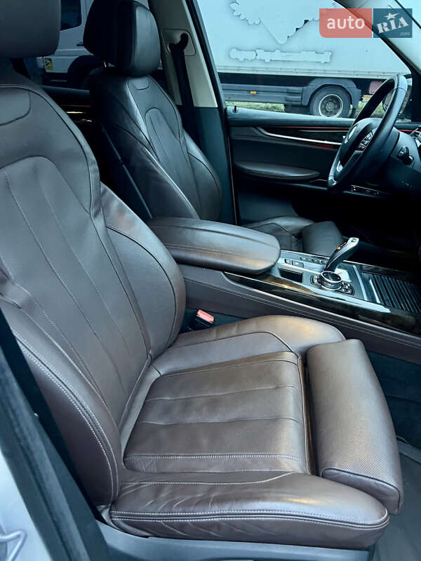Позашляховик / Кросовер BMW X5 2014 в Києві