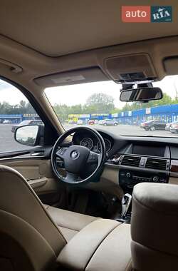 Внедорожник / Кроссовер BMW X5 2012 в 