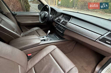 Внедорожник / Кроссовер BMW X5 2012 в 
