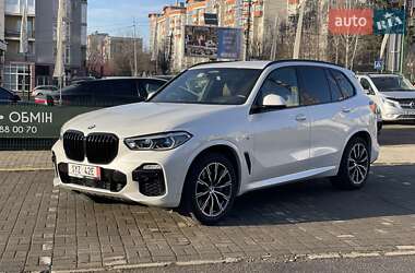 Позашляховик / Кросовер BMW X5 2019 в Чернівцях