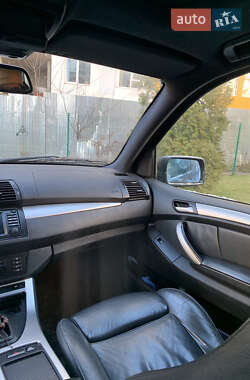 Внедорожник / Кроссовер BMW X5 2003 в 
