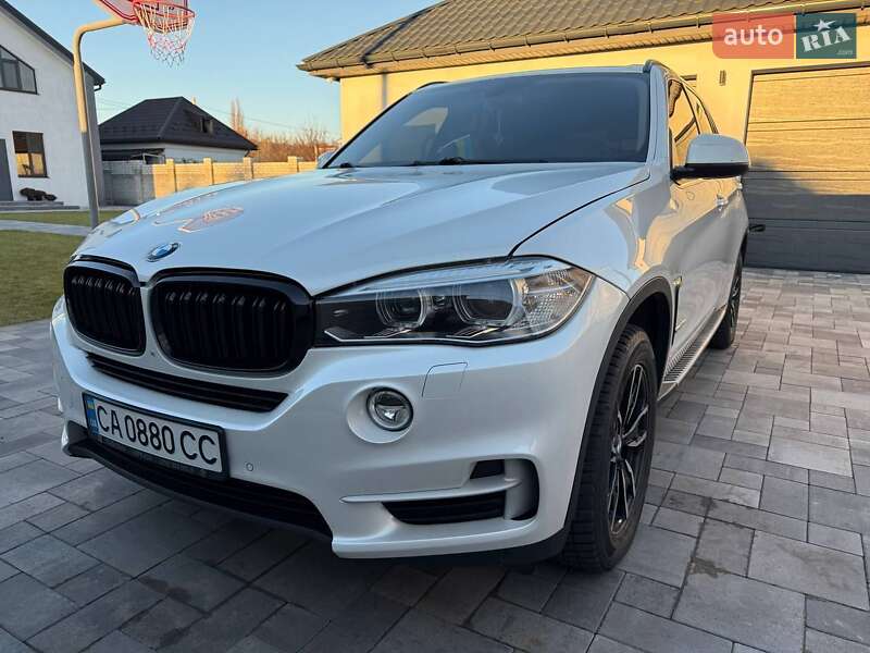 Позашляховик / Кросовер BMW X5 2015 в Черкасах