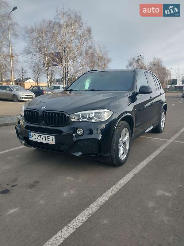 Позашляховик / Кросовер BMW X5 2015 в Луцьку