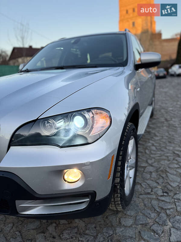 Внедорожник / Кроссовер BMW X5 2010 в Тернополе