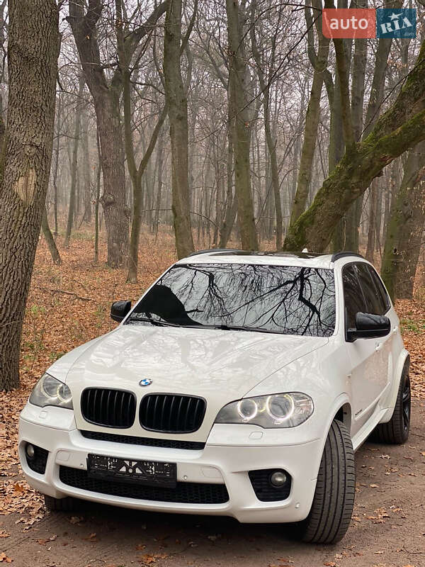 Позашляховик / Кросовер BMW X5 2011 в Києві