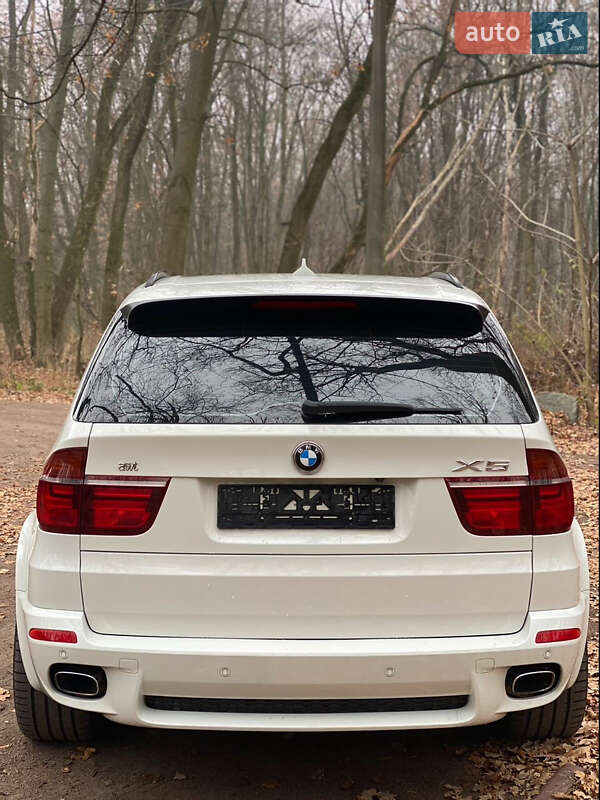 Позашляховик / Кросовер BMW X5 2011 в Києві