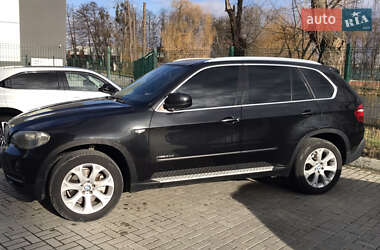 Позашляховик / Кросовер BMW X5 2010 в Івано-Франківську