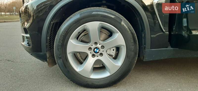Внедорожник / Кроссовер BMW X5 2015 в Киеве