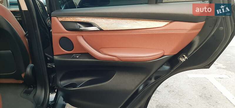 Внедорожник / Кроссовер BMW X5 2015 в Киеве