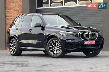 Внедорожник / Кроссовер BMW X5 2019 в Черновцах