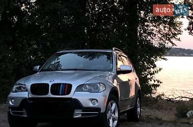 Внедорожник / Кроссовер BMW X5 2009 в 