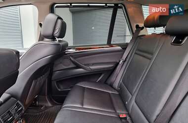 Позашляховик / Кросовер BMW X5 2013 в 
