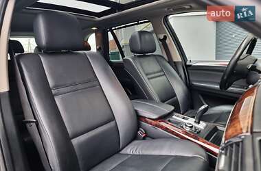 Позашляховик / Кросовер BMW X5 2013 в 