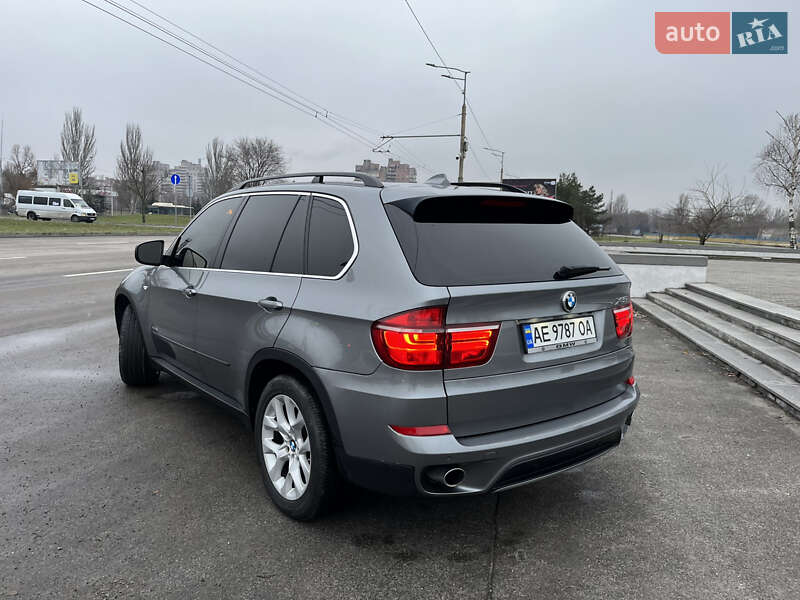 Внедорожник / Кроссовер BMW X5 2013 в Днепре