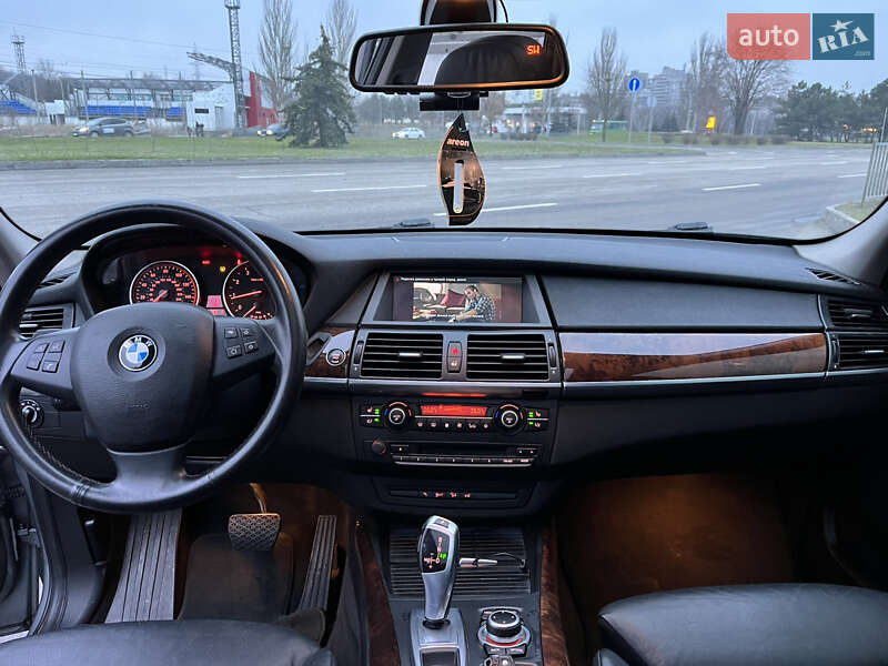 Внедорожник / Кроссовер BMW X5 2013 в Днепре