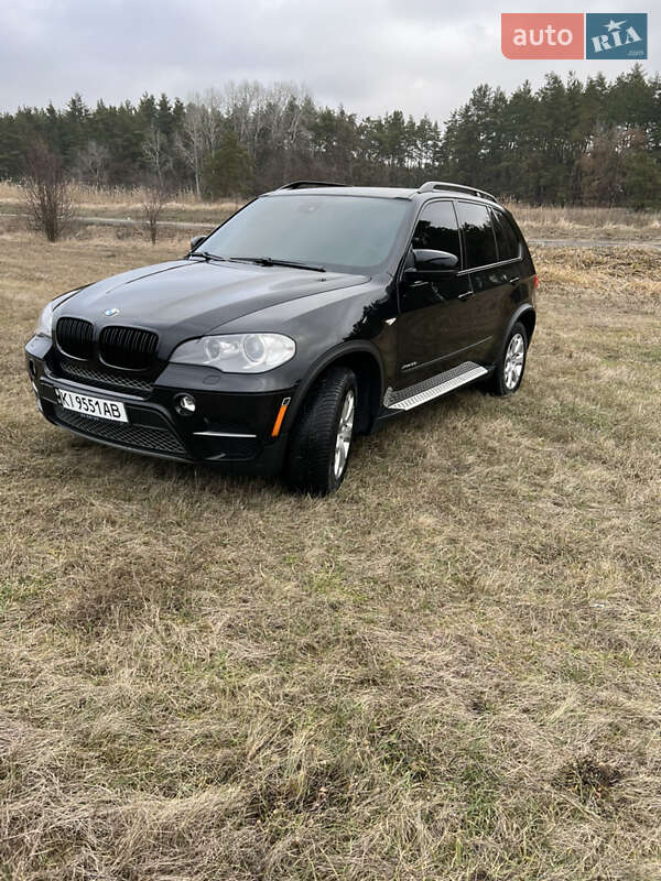 Внедорожник / Кроссовер BMW X5 2011 в 